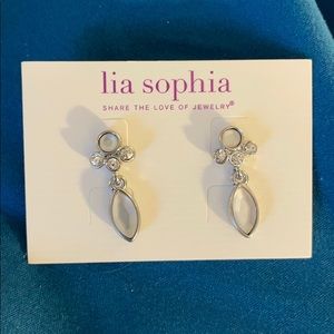 Lia Sophia necklace and earring set